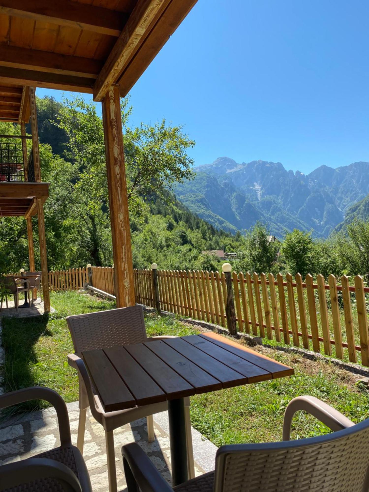 Gegest Hotel Theth Kültér fotó