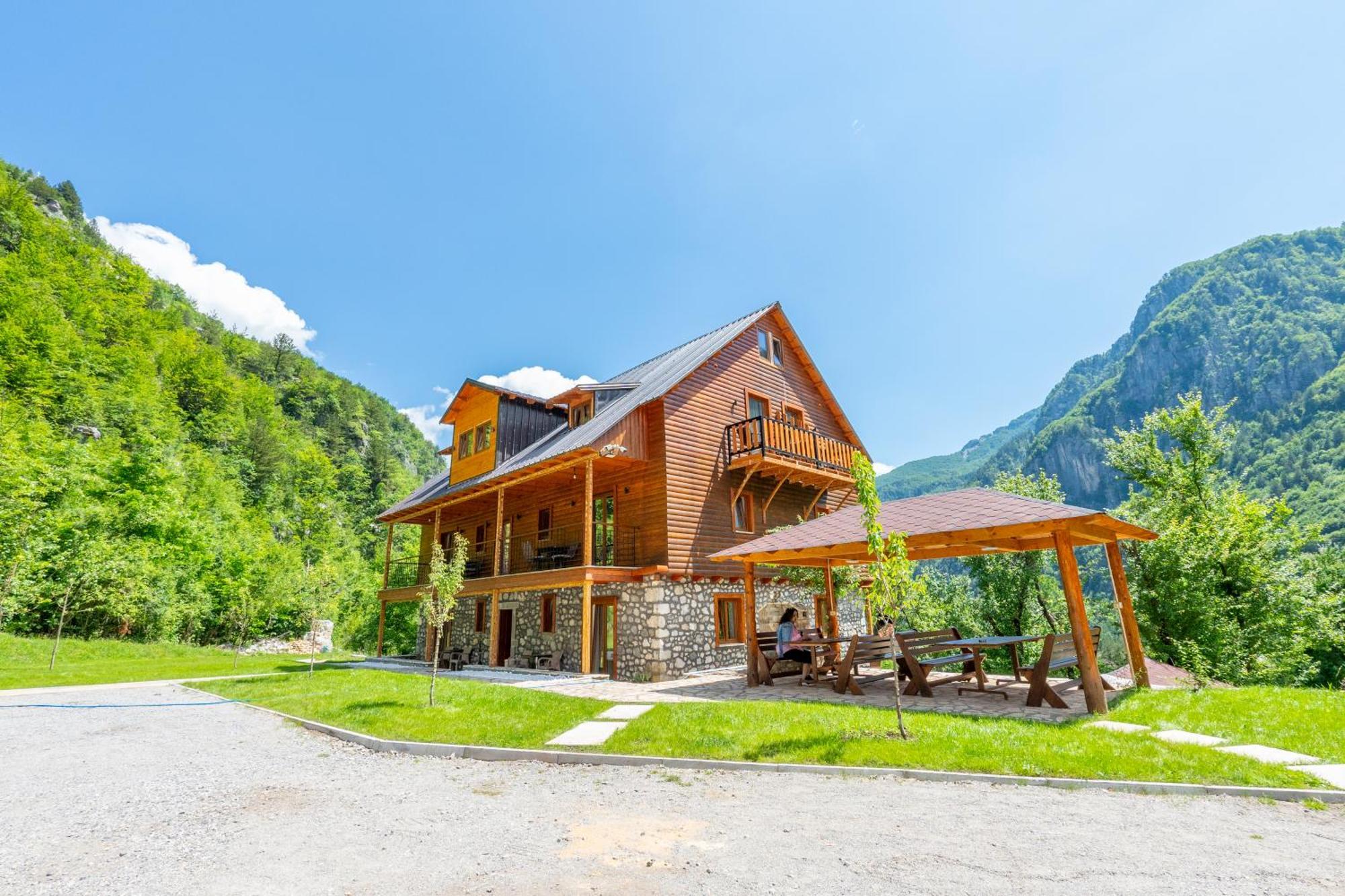 Gegest Hotel Theth Kültér fotó