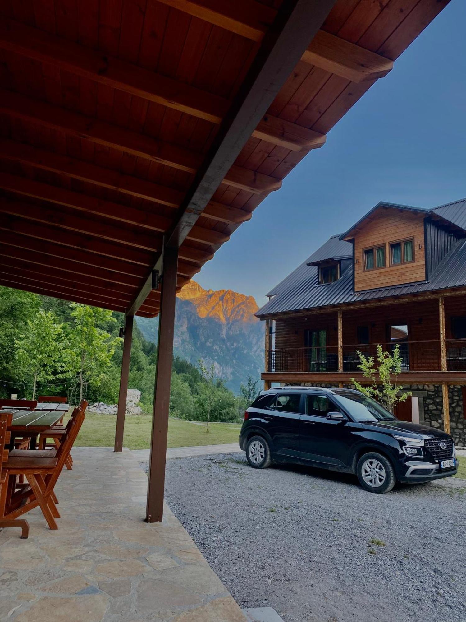 Gegest Hotel Theth Kültér fotó